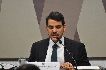 Jorge Messias é sabatinado na CCJ do Senado por vaga no STF -  (crédito: Ed Alves/CB/D.A Press)