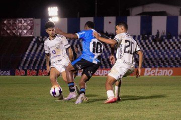 Capital sofre empate no fim e está eliminado na primeira fase da Copa Centro-Oeste -  (crédito: Diller Abreu / FFDF)