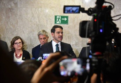 O Advogado-Geral da União, Jorge Messias, fala à imprensa após derrota no Senado Federal -  (crédito: Ed Alves / CB / DA Press) -O Advogado-Geral da União, Jorge Messias, fala à imprensa após derrota no Senado Federal -  (crédito: Ed Alves / CB / DA Press)