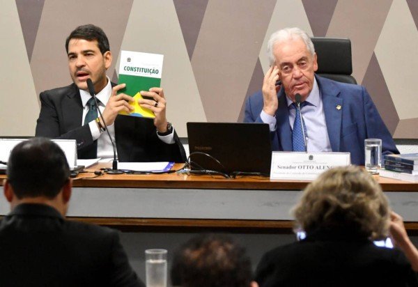 Jorge Messias em sabatina na CCJ no Senado -  (crédito: Ed Alves/CB/D.A Press)