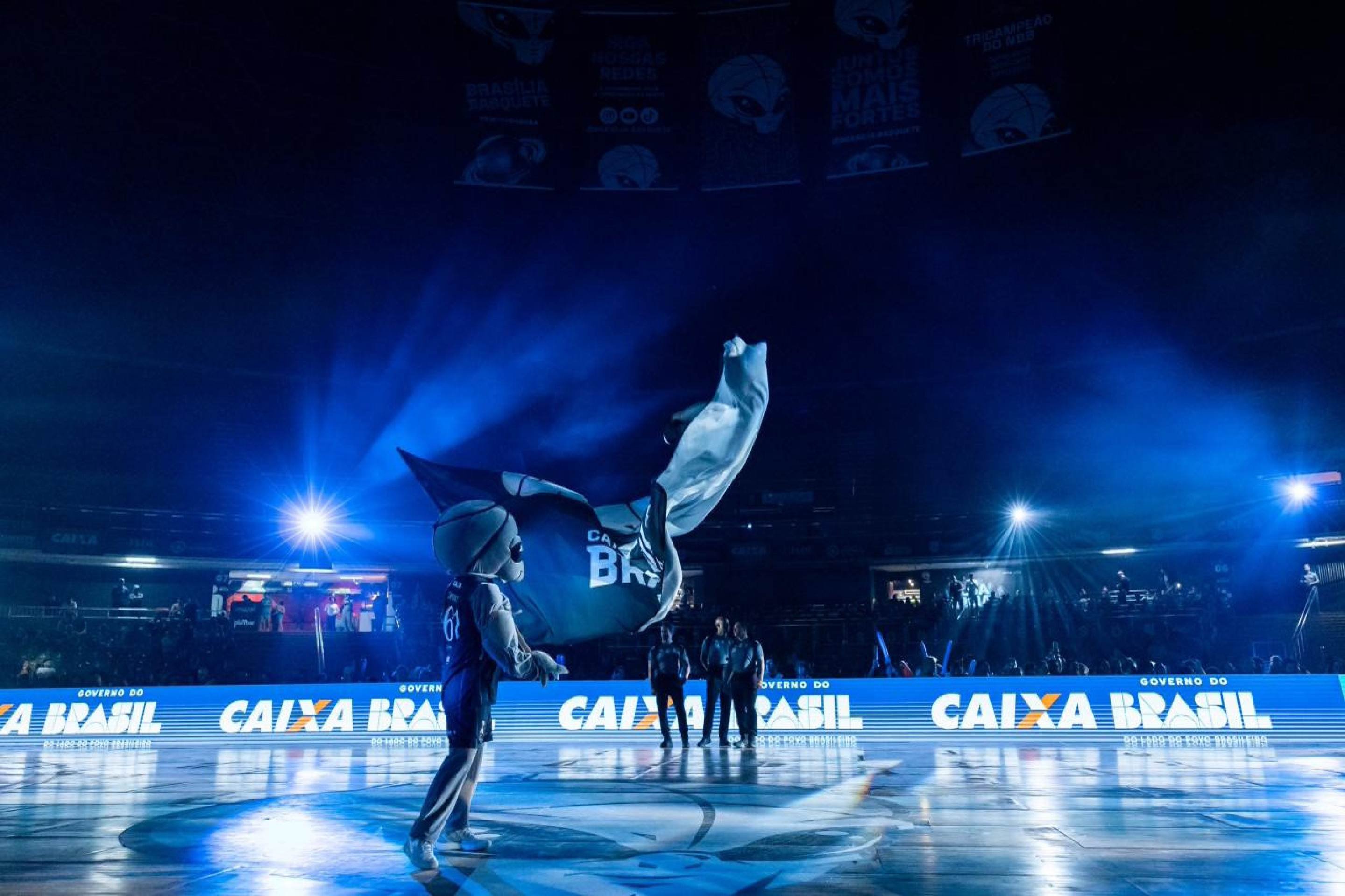 Quem é o ET do Brasília Basquete? Conheça a identidade da mascote!
