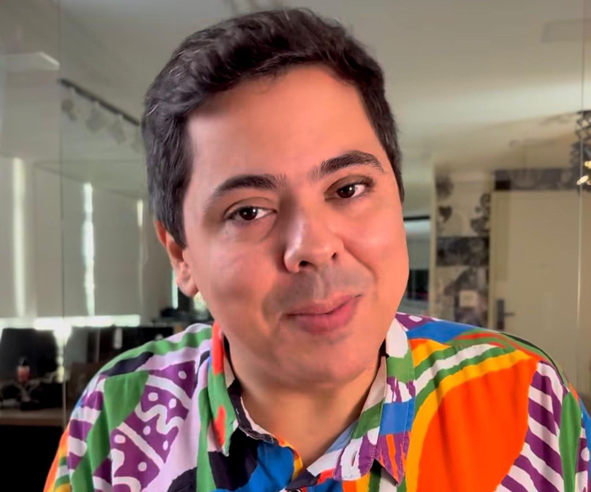  Arthur Pires anuncia saída do Grupo Leo Dias e emociona equipe