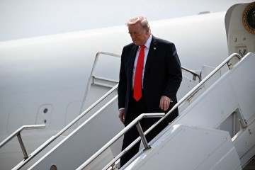 Ontem, Trump também disse que diplomatas norte-americanos avançam na negociação do fim da guerra -  (crédito: Jim Watson/AFP)