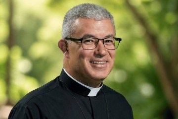Natural de Itaperuna (RJ), o padre Roger é membro da comunidade desde 2000 -  (crédito: Comunicação Institucional Canção Nova)
