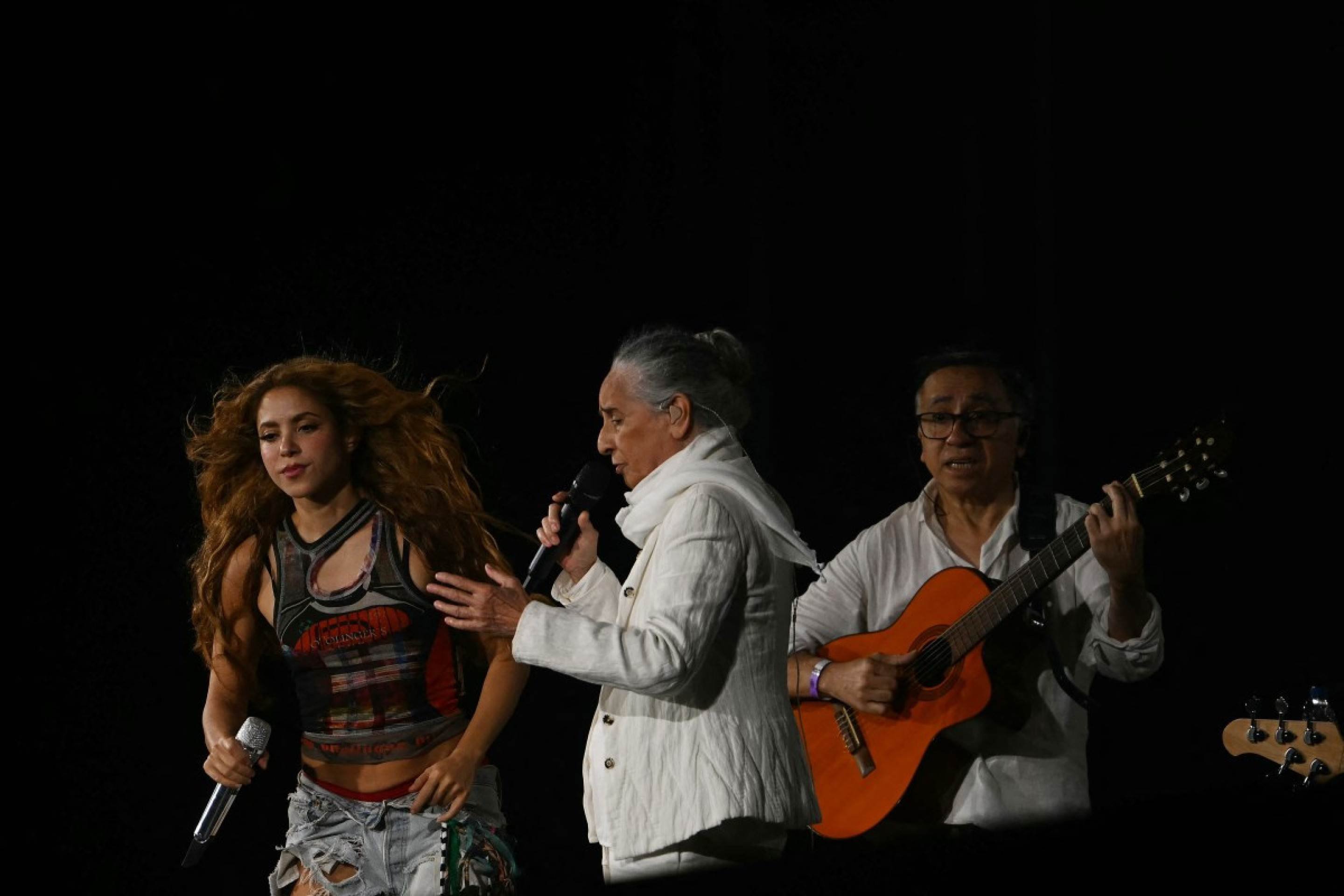 Shakira durante passagem de som em Copacabana nesta sexta-feira (1&deg;/5)