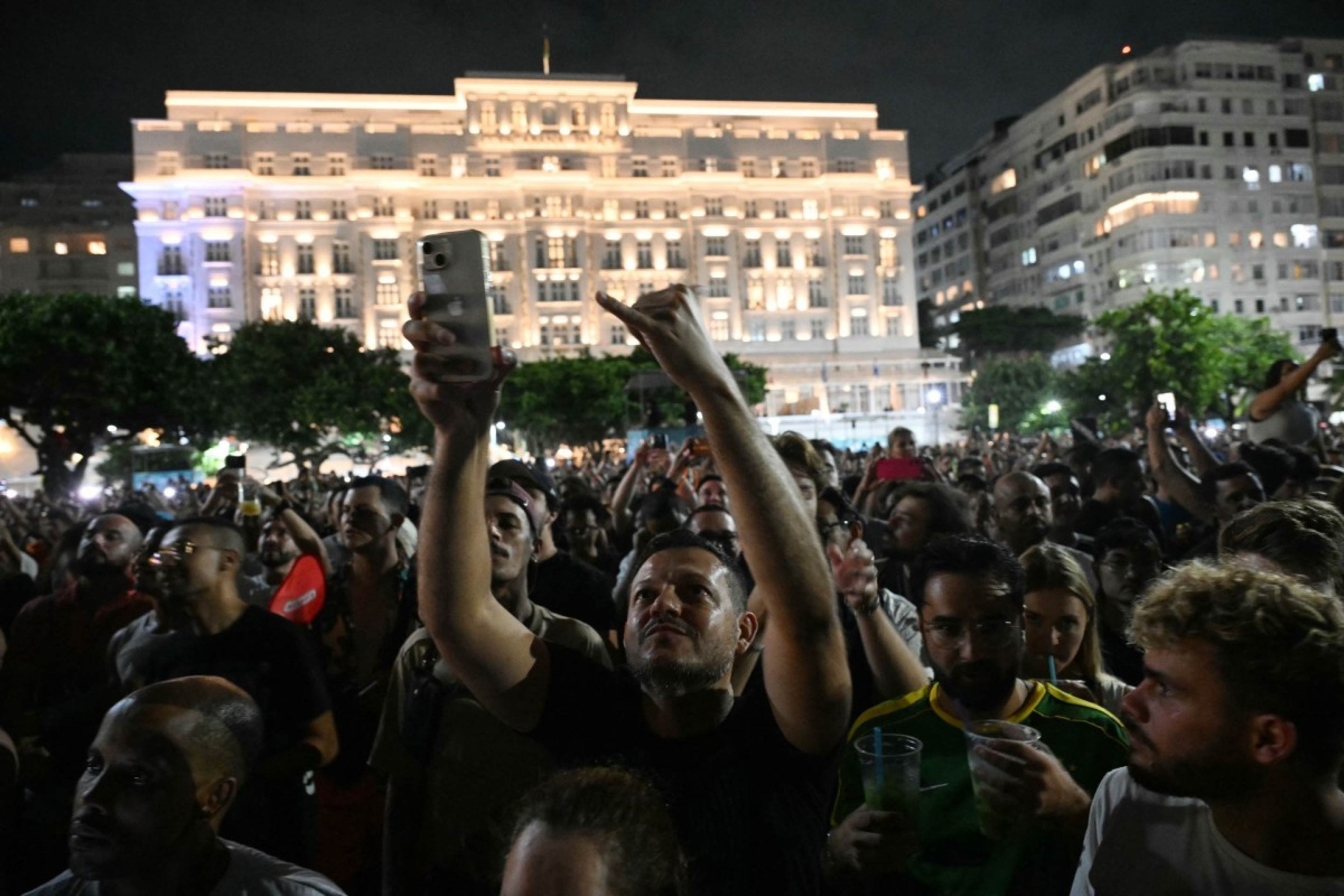 Shakira durante passagem de som em Copacabana nesta sexta-feira (1&deg;/5)