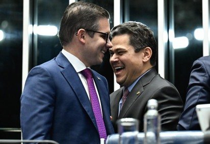 Motta e Alcolumbre atuam conforme o poder que detêm: estão com o governo ou com a oposição sempre que isso lhes interessa -  (crédito: Andressa Anholete/Agência Senado) -Motta e Alcolumbre atuam conforme o poder que detêm: estão com o governo ou com a oposição sempre que isso lhes interessa -  (crédito: Andressa Anholete/Agência Senado)