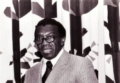 Nascido em 3 de maio de 1926, em Brotas de Macaúbas, na Bahia, Milton Santos se consolidou como um dos principais nomes da geografia mundial -  (crédito: Acervo Milton Santos/Divulgação) -Nascido em 3 de maio de 1926, em Brotas de Macaúbas, na Bahia, Milton Santos se consolidou como um dos principais nomes da geografia mundial -  (crédito: Acervo Milton Santos/Divulgação)