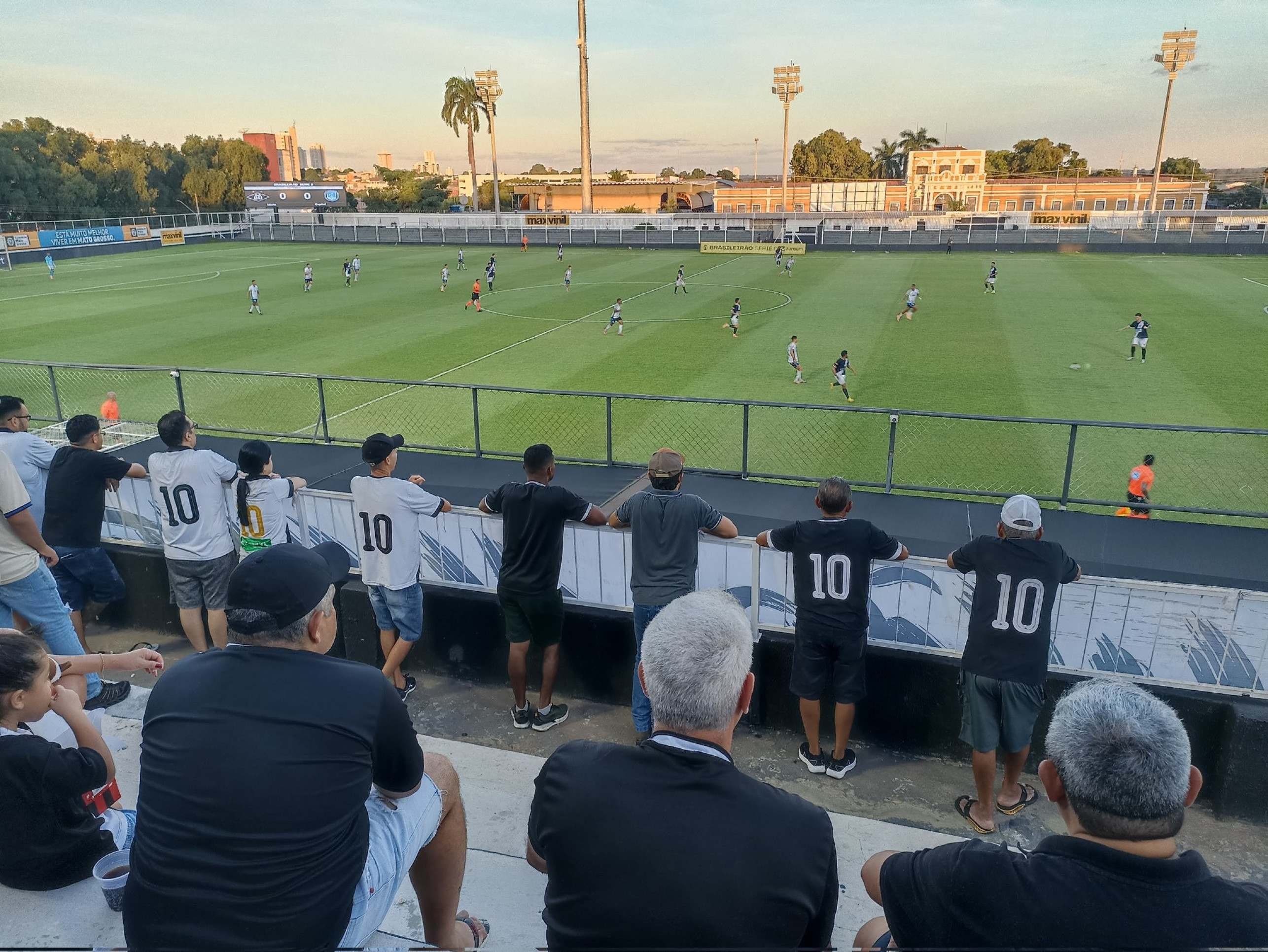 Série D: Capital arranca empate em Cuiabá e mantém vice-liderança