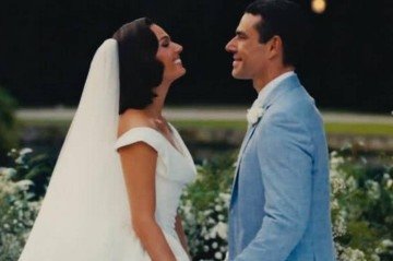 Marcus Buaiz celebra primeiro ano de casamento com Isis Valverde -  (crédito: Observatorio dos Famosos)