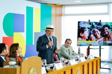 Presidente Lula anunciou novo programa para renegociação de dívidas durante evento no Palácio do Planalto, nesta segunda-feira (4/5) -  (crédito: Ricardo Stuckert/PR)