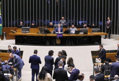 Presidente Hugo Motta (Republicanos-PB) pautou sessão para todos os dias da semana para acelerar PEC do fim da escala 6x1. -  (crédito: Kayo Magalhães / Câmara dos Deputados) -Presidente Hugo Motta (Republicanos-PB) pautou sessão para todos os dias da semana para acelerar PEC do fim da escala 6x1. -  (crédito: Kayo Magalhães / Câmara dos Deputados)