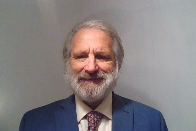 Brad Martin, capitão aposentado da Marinha dos EUA e pesquisador do instituto Rand Corporation (em Arlington, Virgínia) 