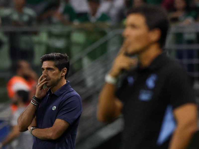 Palmerias de Abel teve dificuldades para superar o Sporting Cristal de Zé Ricardo -  (crédito: Cesar Greco/Palmeiras)