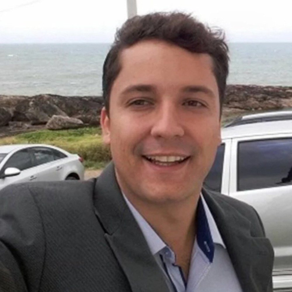 Queda de avião em BH: amigo revela mensagens de vítima antes do acidente