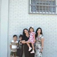 Carla Lessa com seus filhos e netos -  (crédito: Giovanna Rodrigues CB/D.A Press)