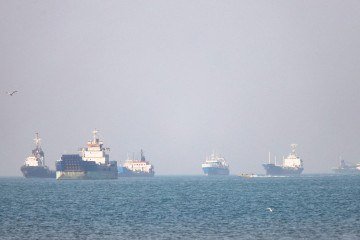 Fujairah é o maior porto e instalação de armazenamento de petróleo dos Emirados Árabes Unidos -  (crédito: BBC)