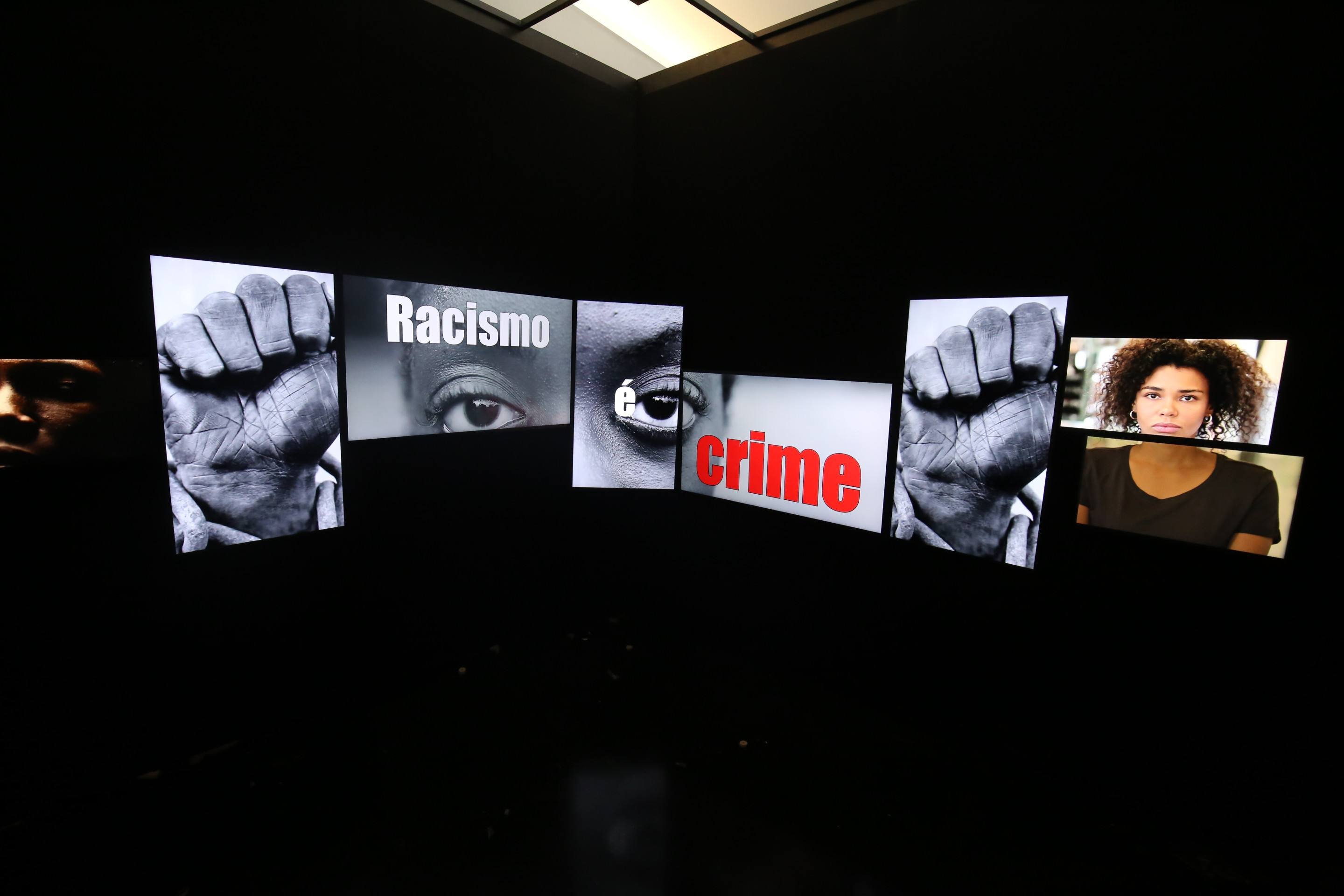 Exposi&ccedil;&atilde;o Apontando para o futuro, no Sal&atilde;o Negro do Congresso Nacional