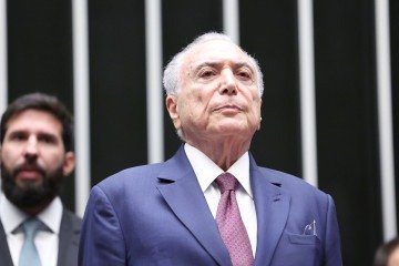 A celebração dos 200 anos remonta à instalação do Parlamento, em 1826, e foi lembrada por Temer como um marco institucional -  (crédito: Kayo Magalhães / Câmara dos Deputados)