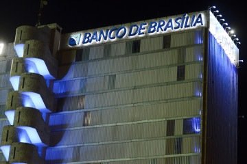 Investigação identificou movimentações financeiras incompatíveis envolvendo dois empregados públicos do  BRB, um servidor público federal, empresários e pessoas jurídicas interligadas -  (crédito:  Minervino Júnior/CB)