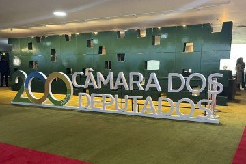 A cerimônia principal ocorre às 10h, no plenário da Casa, com uma homenagem oficial ao bicentenário -  (crédito: Danandra Rocha/CB/D.A Press)
