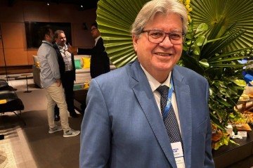 Ex-governador da Paraíba João Azevêdo, no lançamento do Ranking de Competitividade dos Estados: 'Responsabilidade fiscal é fundamental para a boa gestão' -  (crédito: Vinicius Doria/D.A Press)