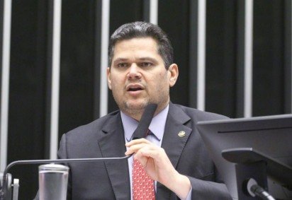 A assessoria informou que a promulgação ocorreu porque o presidente da República não realizou a sanção. -  (crédito: Vinicius Loures / Câmara dos Deputados)