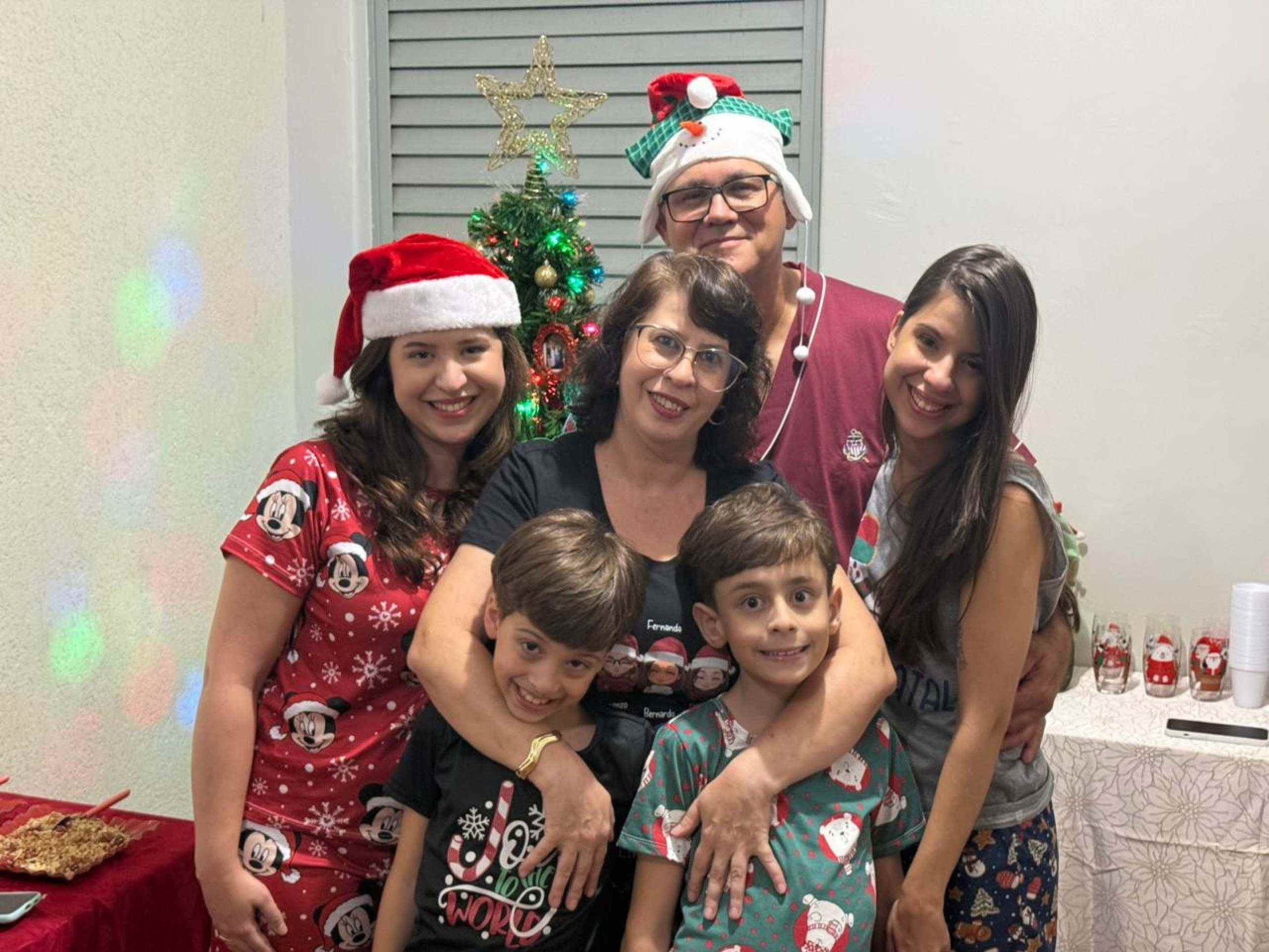 A fam&iacute;lia de Carla permanece unida 