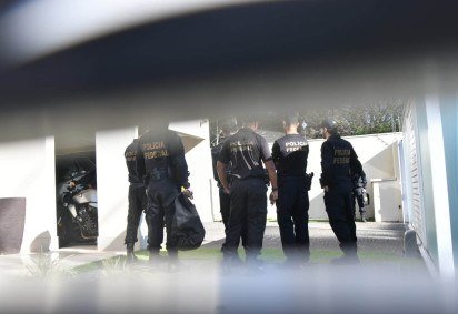 PF apreende moto de luxo e BMW em endereço ligado a Ciro Nogueira
 -  (crédito: Ed Alves/CB/D.A Press) -PF apreende moto de luxo e BMW em endereço ligado a Ciro Nogueira
 -  (crédito: Ed Alves/CB/D.A Press)