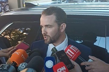 Para Dario, o PLP que permite redução de impostos federais sobre combustíveis deve ser discutido o quanto antes no Congresso Nacional -  (crédito: Raphael Pati/CB/D.A. Press)