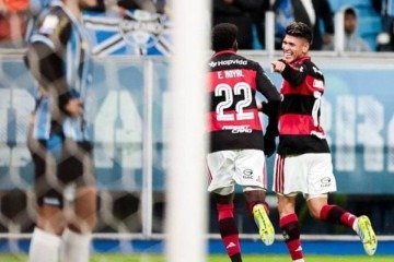 Flamengo domina Grêmio, em Porto Alegre, e vence mais uma no Brasileirão -  (crédito: Foto: Gilvan de Souza/CRF)