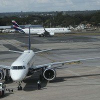 Companhias aéreas brasileiras ainda não comentaram sobre o acordo, mas alguns analistas acreditam que aumento da concorrência pode reduzir preços -  (crédito: Minervino Júnior/CB/D.A.Press)