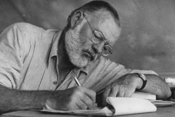 Ópera 'Por quem os sinos dobram — Ópera nova em árias' é baseada em obra de Ernest Hemingway -  (crédito: Divulgação)