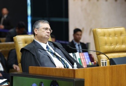 A decisão do ministro Flávio Dino detalha o envolvimento de figuras centrais na estrutura estatal em um esquema de irregularidades -  (crédito: Luiz Silveira / STF) -A decisão do ministro Flávio Dino detalha o envolvimento de figuras centrais na estrutura estatal em um esquema de irregularidades -  (crédito: Luiz Silveira / STF)