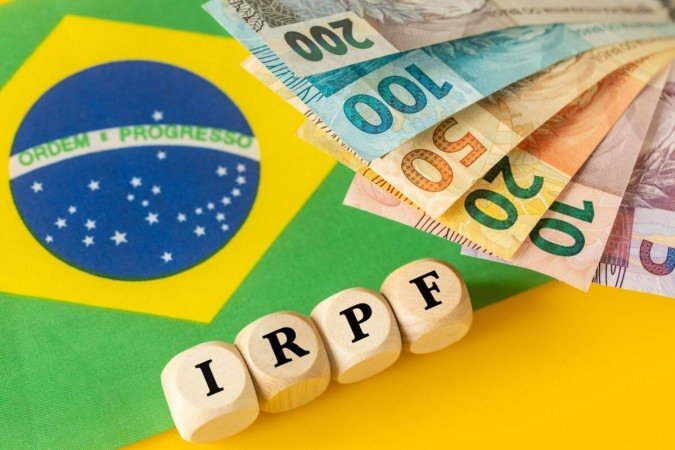 Casais devem avaliar renda e patrimônio antes de escolher o modelo de declaração (Imagem: Andrzej Rostek | Shutterstock) - (crédito: EdiCase) Casais devem avaliar renda e patrimônio antes de escolher o modelo de declaração (Imagem: Andrzej Rostek | Shutterstock) - (crédito: EdiCase)