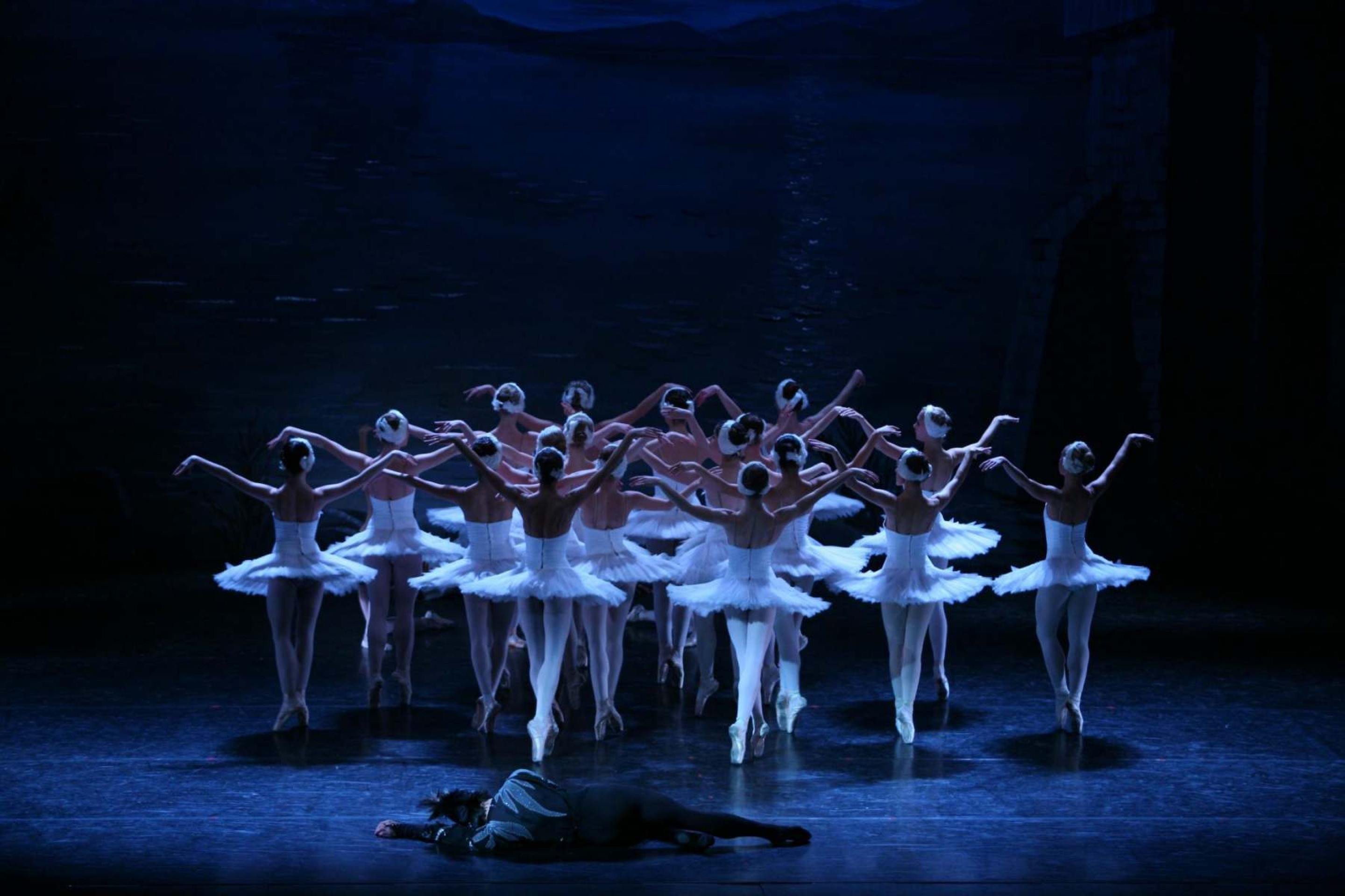 Entre amor, encantamento e tragédia: Moscow City Ballet apresenta 