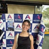 Nelly Farias, 19 anos, estudante de artes c&ecirc;nicas