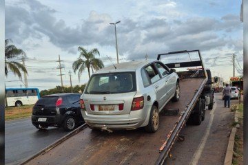 A análise técnica realizada no local também apontou falhas mecânicas severas que tornavam o veículo uma 'bomba-relógio' no trânsito -  (crédito: Divulgação/Detran-DF)