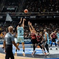Em um 'tudo ou nada' que revive as finais mais icônicas do NBB, as camisas mais tradicionais do basquete nacional duelam nesta sexta-feira sob a expectativa de novo recorde de público. -  (crédito: Matheus Maranh&atilde;o / CAIXA Bras&iacute;lia  @mmaranhaofoto)