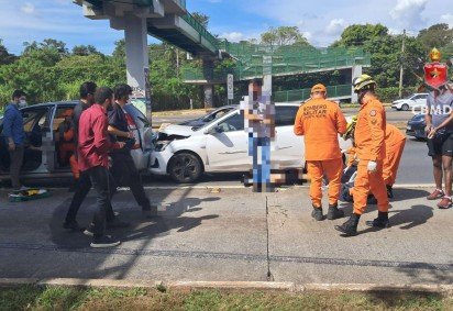 Engavetamento na EPTG deixa dois feridos