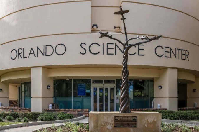 Orlando reúne atrações futuristas e pontos de observação de foguetes (Imagem: SNEHIT PHOTO | Shutterstock) - (crédito: EdiCase) Orlando reúne atrações futuristas e pontos de observação de foguetes (Imagem: SNEHIT PHOTO | Shutterstock) - (crédito: EdiCase)