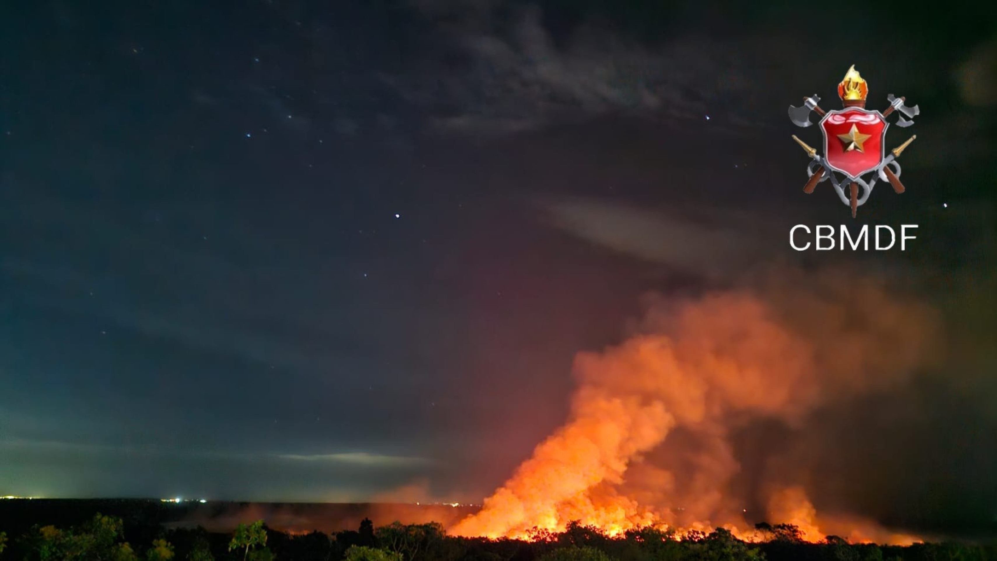 Corpo de Bombeiros realiza queima controlada no Parque Nacional 