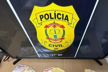 Homens, drogas e dinheiro foram apreendidos durante a operação -  (crédito: Reprodução/PCDF)