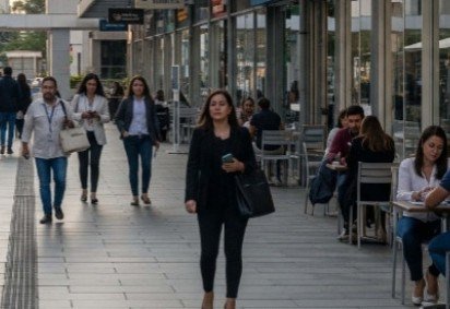 Três dos cinco grupos de atividades pesquisados registraram alta no volume de serviços em junho de 2026 -  (crédito: Flow) -Três dos cinco grupos de atividades pesquisados registraram alta no volume de serviços em junho de 2026 -  (crédito: Flow)