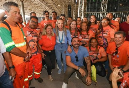 Dia do Gari é celebrado com homenagens, serviços gratuitos e sorteio de prêmios no Parque da Cidade -  (crédito: Paulo H. Carvalho / Agência Brasília) -Dia do Gari é celebrado com homenagens, serviços gratuitos e sorteio de prêmios no Parque da Cidade -  (crédito: Paulo H. Carvalho / Agência Brasília)