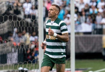 Breno Lopes foi o grande destaque da vit&oacute;ria do Coritiba sobre o Neymar -  (crédito: JP Pacheco/Coritiba) -Breno Lopes foi o grande destaque da vit&oacute;ria do Coritiba sobre o Neymar -  (crédito: JP Pacheco/Coritiba)