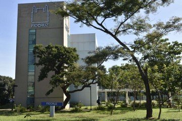 A Justiça entendeu que as postagens ultrapassaram a crítica constitucional e configuraram uma campanha de desinformação com potencial de risco à saúde coletiva - (crédito: Rodrigo Méxas / Fiocruz) A Justiça entendeu que as postagens ultrapassaram a crítica constitucional e configuraram uma campanha de desinformação com potencial de risco à saúde coletiva - (crédito: Rodrigo Méxas / Fiocruz)