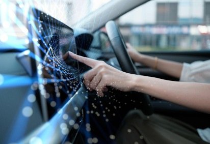 As informações coletadas podem incluir dados precisos sobre todos os lugares por onde você passa, quem está no carro com você, o que toca no rádio e até se você coloca o cinto de segurança, dirige acima da velocidade ou freia bruscamente -  (crédito: Getty Images) -As informações coletadas podem incluir dados precisos sobre todos os lugares por onde você passa, quem está no carro com você, o que toca no rádio e até se você coloca o cinto de segurança, dirige acima da velocidade ou freia bruscamente -  (crédito: Getty Images)