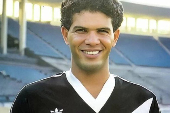 Conhecido como 'Pequeno Príncipe', Geovani Silva, ídolo do Vasco, morre nesta segunda-feira - (crédito: Foto: Reprodução) Conhecido como 'Pequeno Príncipe', Geovani Silva, ídolo do Vasco, morre nesta segunda-feira - (crédito: Foto: Reprodução)
