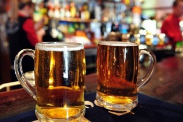 Assistir aos jogos em restaurantes e bares ficará mais caro. Preço cobrado pelos estabelecimentos subiu 7,28%, ante 3,84% do Índice de Preços ao Consumidor (IPC) -  (crédito: Agência Brasil)